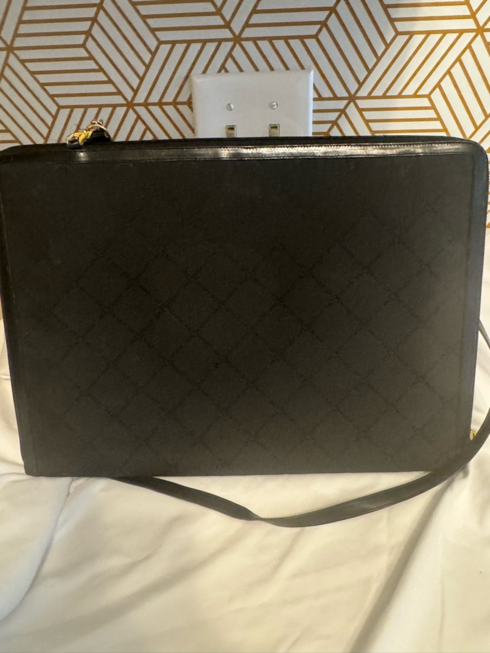 VTG St John Black Portfolio Briefcase w/ Crossbody & Wristlet - Picture 2 of 7